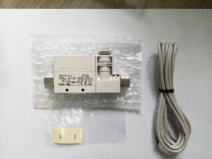 2색 표시식 디지털 플로우 스위치 - PFM710S-01-A (610010)